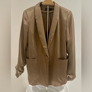 Women’s Medium Satin Blazer